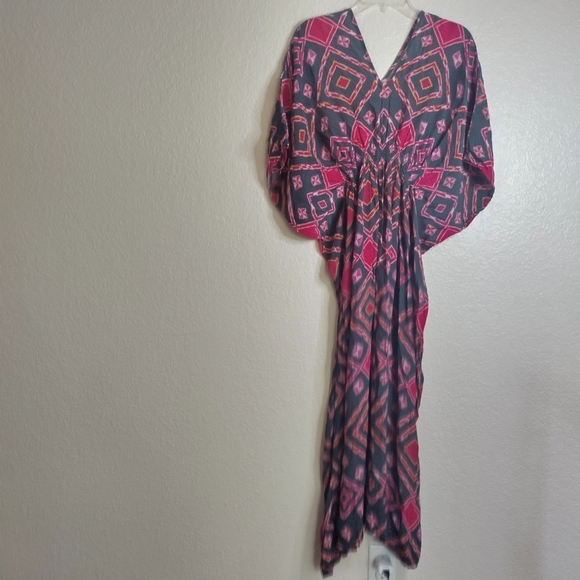 ANTHROPOLOGIE RUJUTA SHETH Marie Cinched Caftan in Black Red Diamond Print Sz OS - Picture 3 of 9